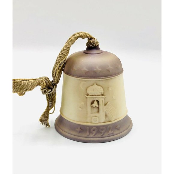 Hummel by Goebel 1992 Harmony in Four Parts Annual Christmas Bell Series1  3"H - Picture 3 of 11